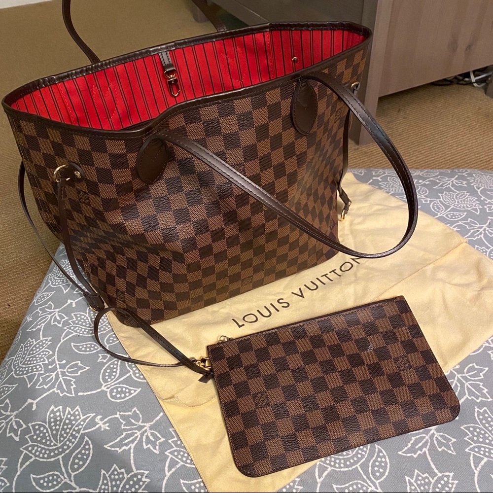 Louis Vuitton Neverfull MM Red Interior